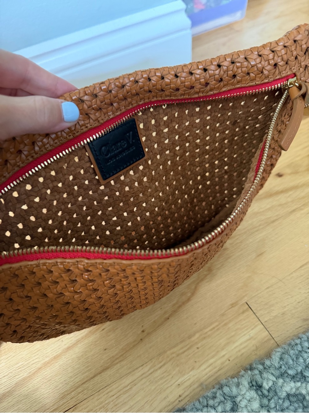 Clare V grande Fanny Crossbody in Tan with Red Zipper - Picture 5 of 9